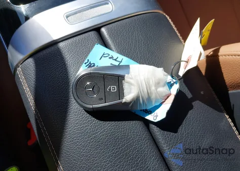 2024 Mercedes-Benz Cle 450 4Matic z USA, uszkodzony, nr VIN W1KMJ6BB5RF003198